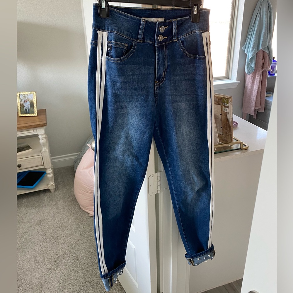 KanCan Pearl Detail Jeans